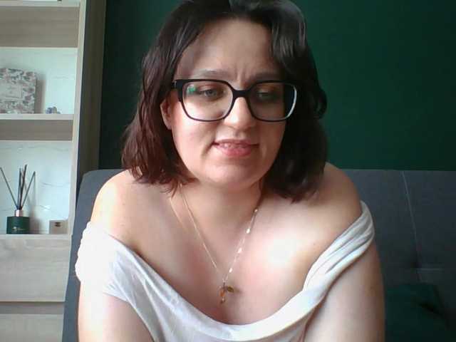 sensualParis live cam on BongaCams