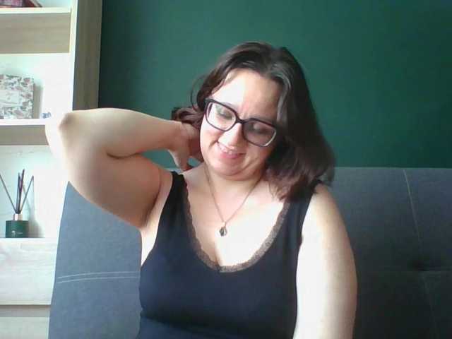 sensualParis live webcam show