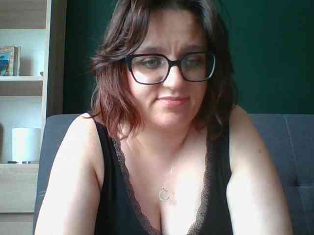 sensualParis webcam
