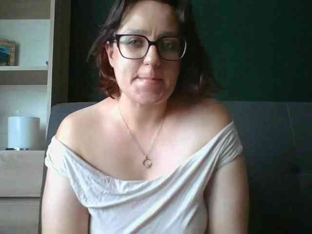 sensualParis webcam