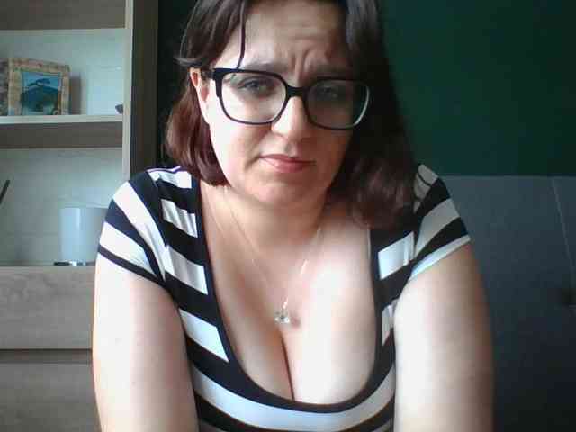 sensualParis webcam