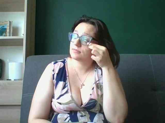 Model: sensualParis