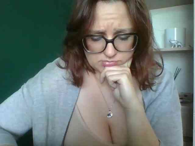 sensualParis webcam