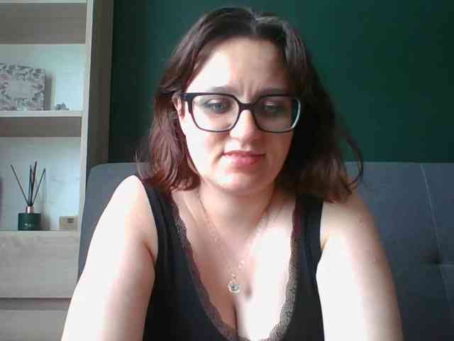 sensualParis webcam