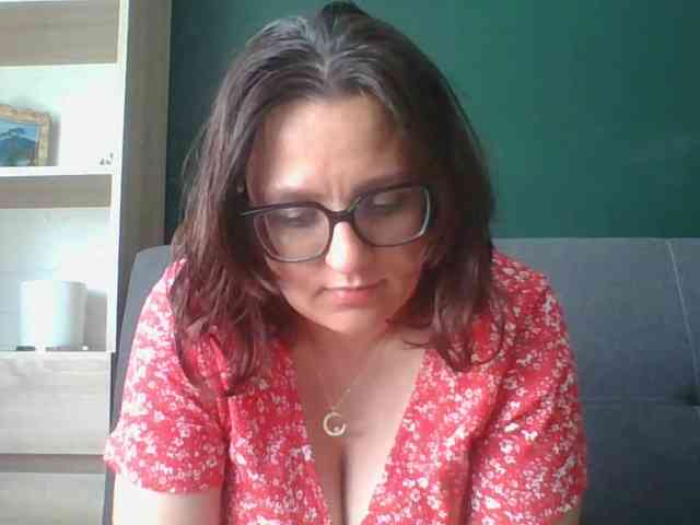 sensualParis webcam