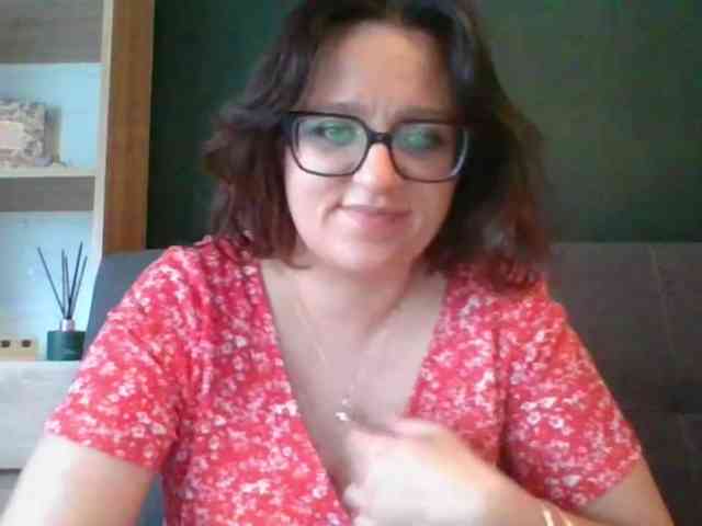 sensualParis webcam