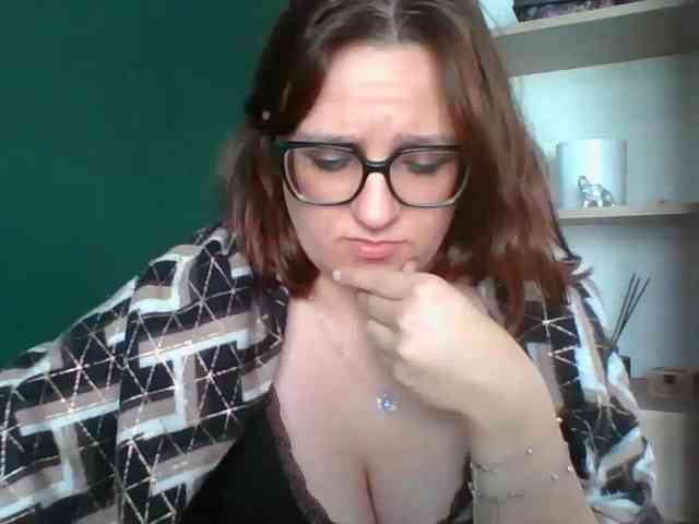 sensualParis webcam