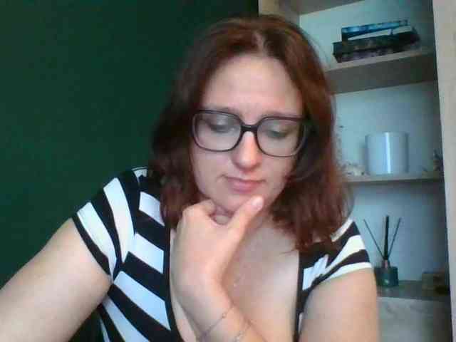 sensualParis webcam