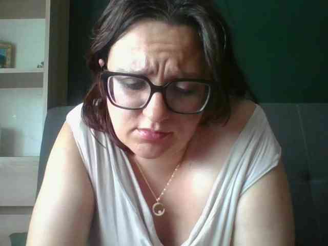 sensualParis webcam
