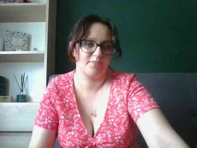 sensualParis webcam