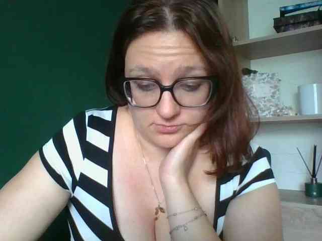 sensualParis webcam