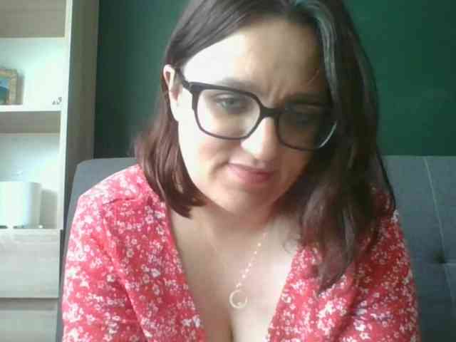 sensualParis webcam