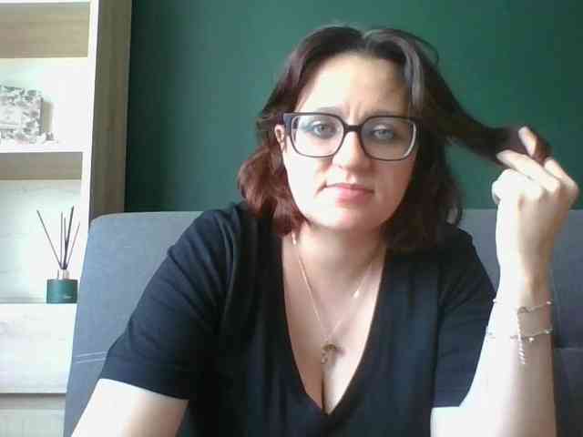 sensualParis webcam