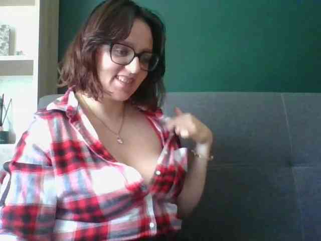 sensualParis webcam