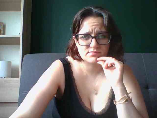 sensualParis webcam