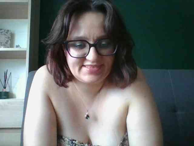 sensualParis webcam