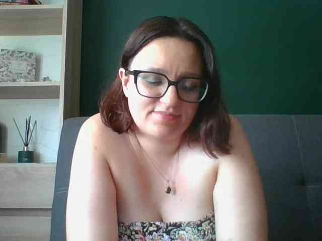 sensualParis webcam