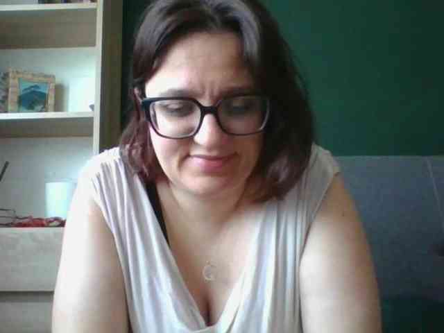 sensualParis webcam