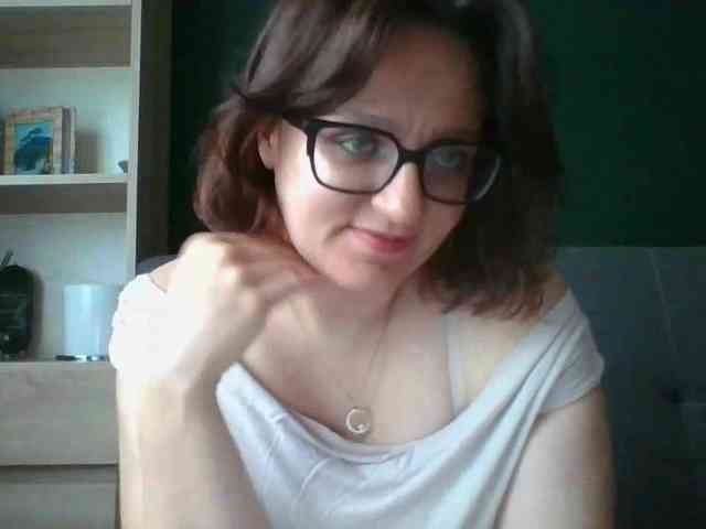 sensualParis webcam