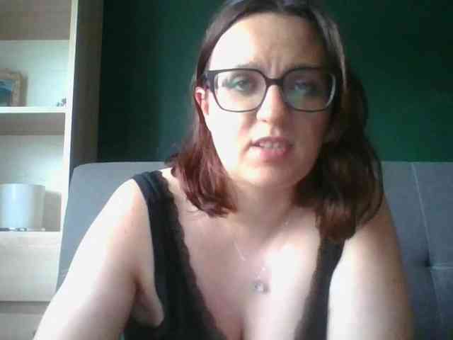 sensualParis webcam