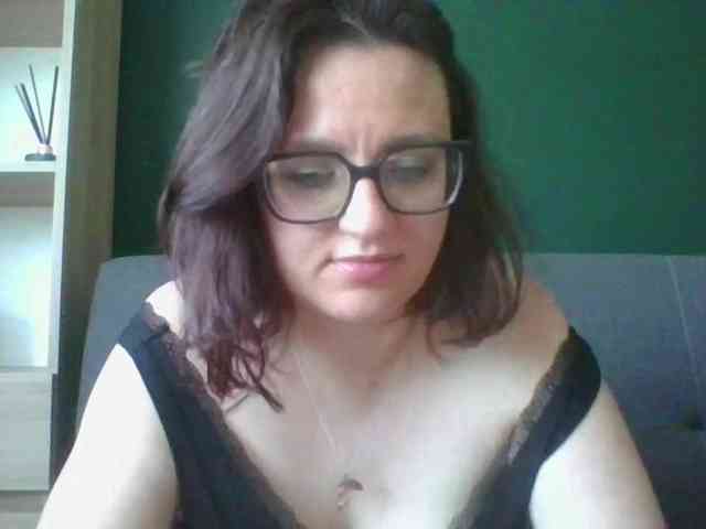 sensualParis webcam