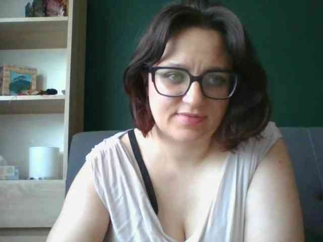 sensualParis webcam