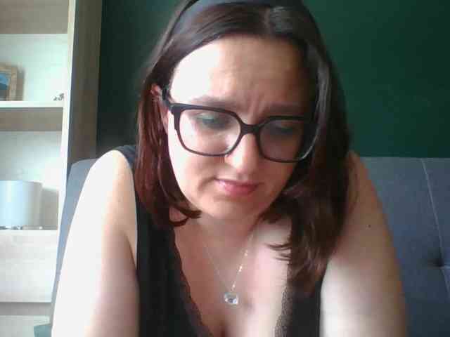 sensualParis webcam
