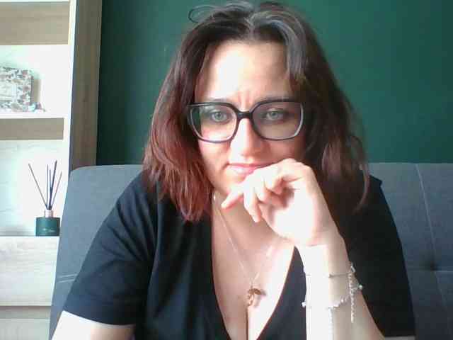 Model: sensualParis