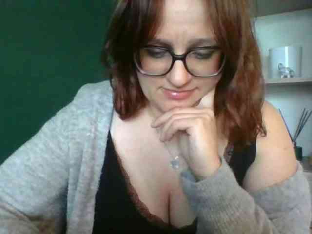 sensualParis webcam
