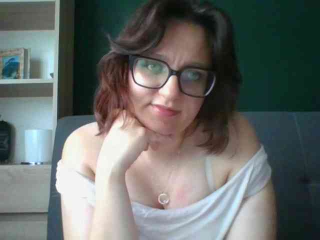 Model: sensualParis