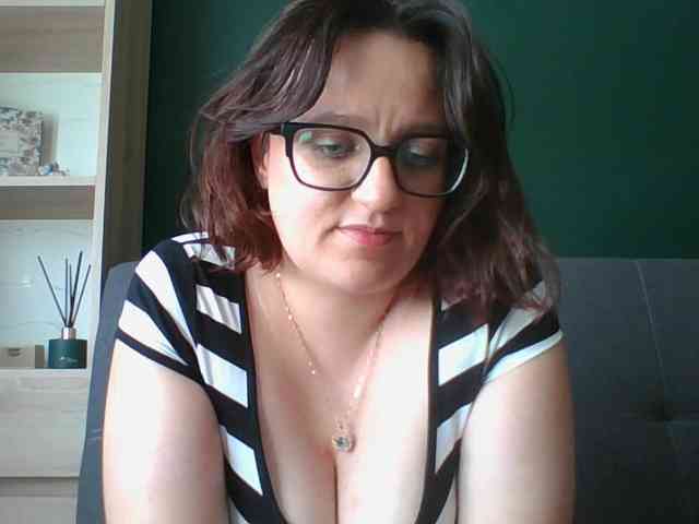 sensualParis webcam