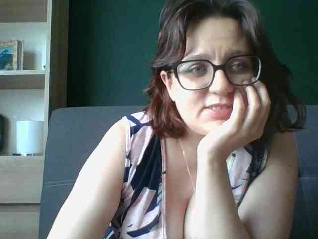 sensualParis webcam