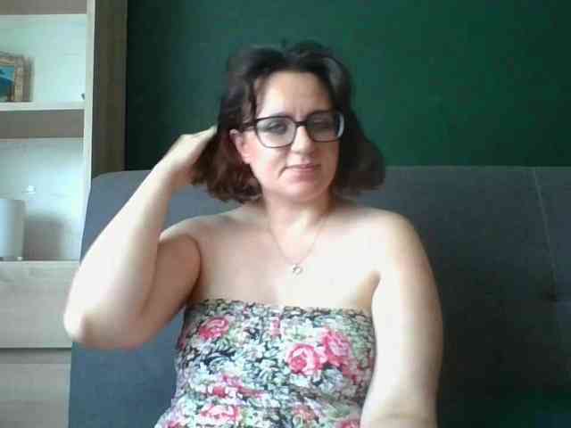 sensualParis webcam