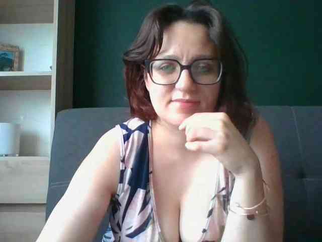 sensualParis webcam