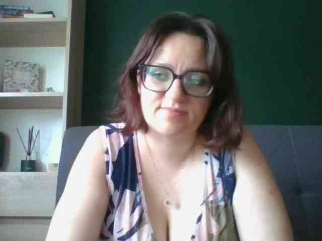 sensualParis webcam