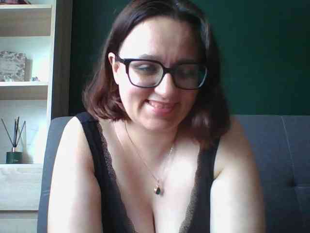 sensualParis webcam