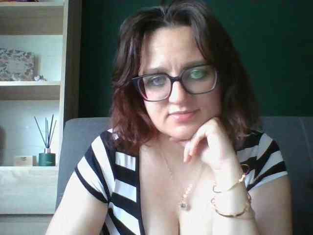 sensualParis webcam