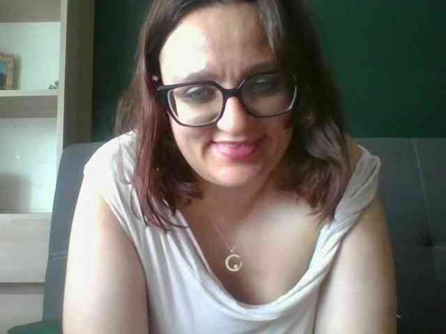 sensualParis webcam