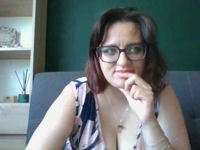 sensualParis webcam