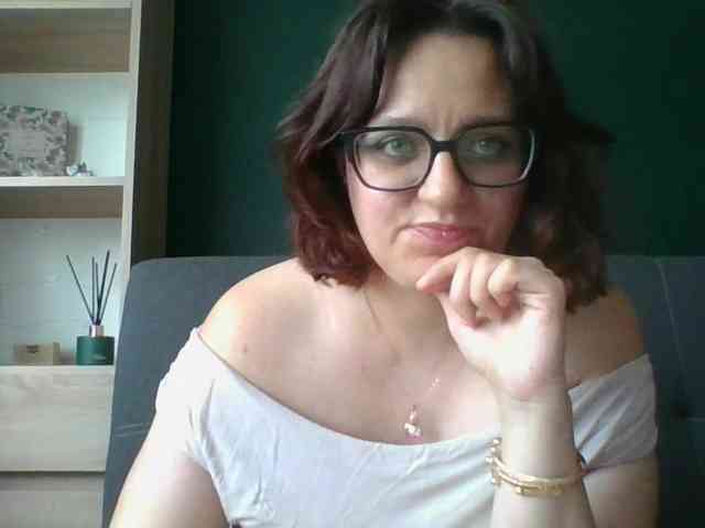 sensualParis webcam