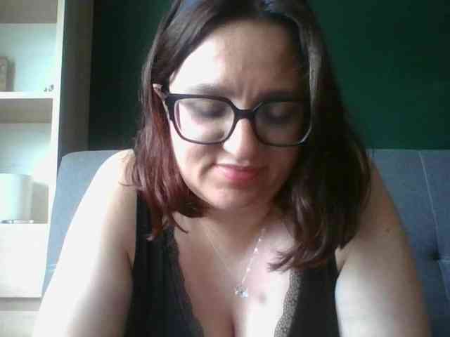 sensualParis webcam