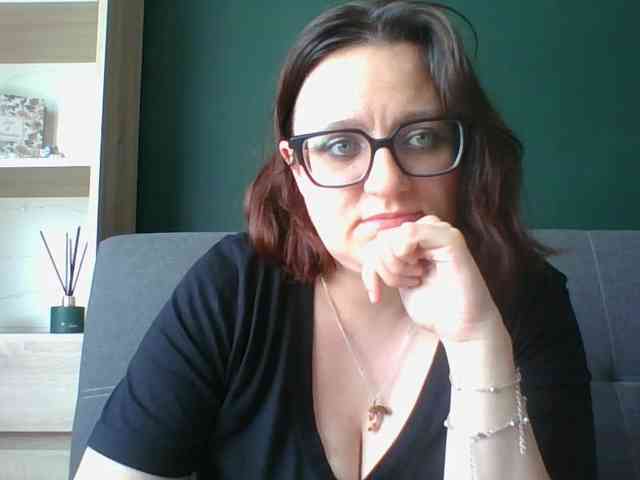 sensualParis webcam