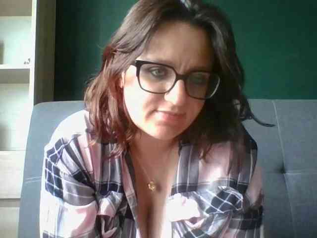 sensualParis webcam