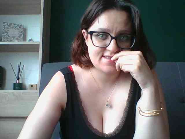 sensualParis webcam