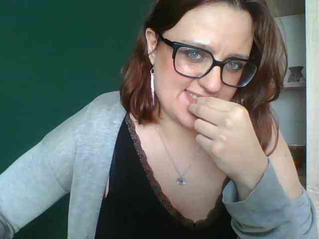 Model: sensualParis