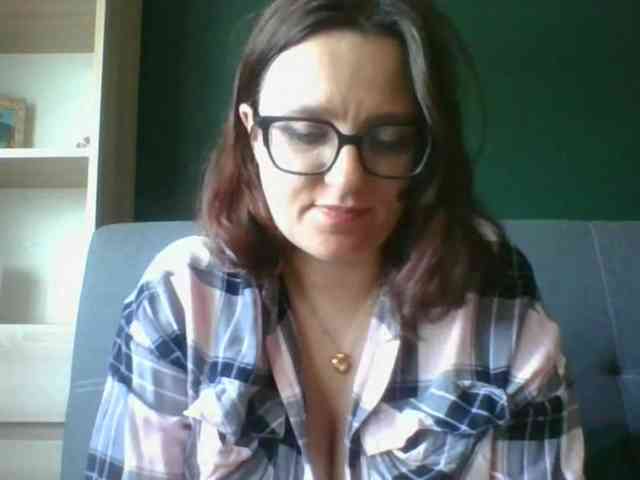 sensualParis webcam