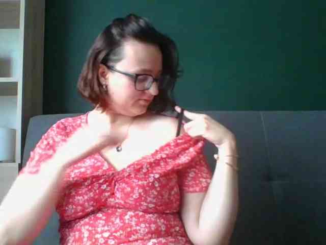 sensualParis webcam