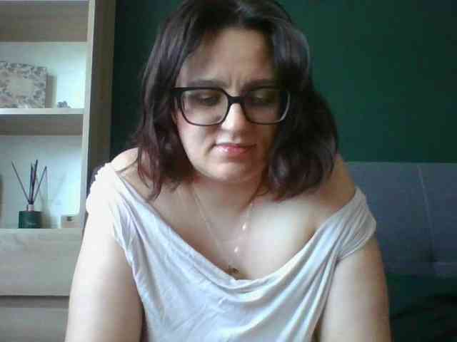sensualParis webcam