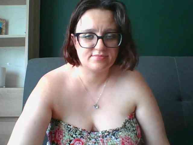 sensualParis webcam