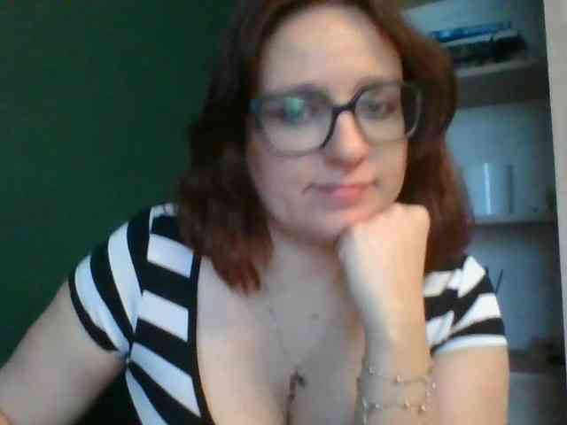 sensualParis webcam
